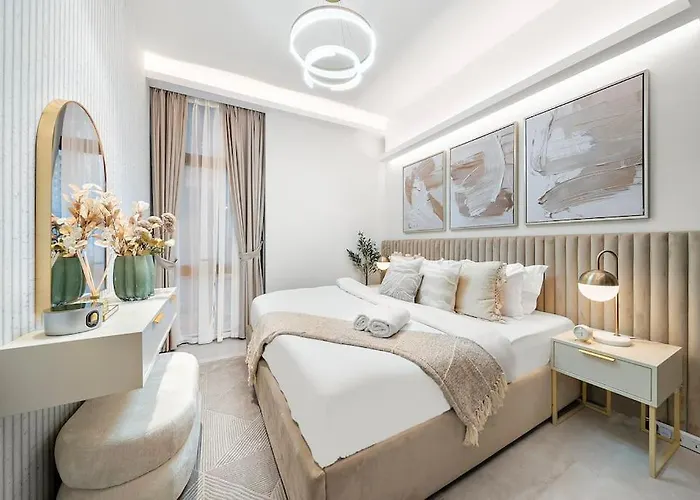 First Class 3Br Lively Sanctuary
