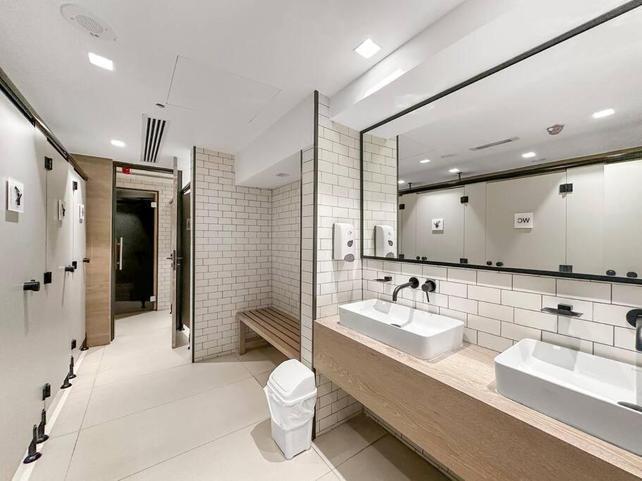 First Class 3br Lively Sanctuary Dubai