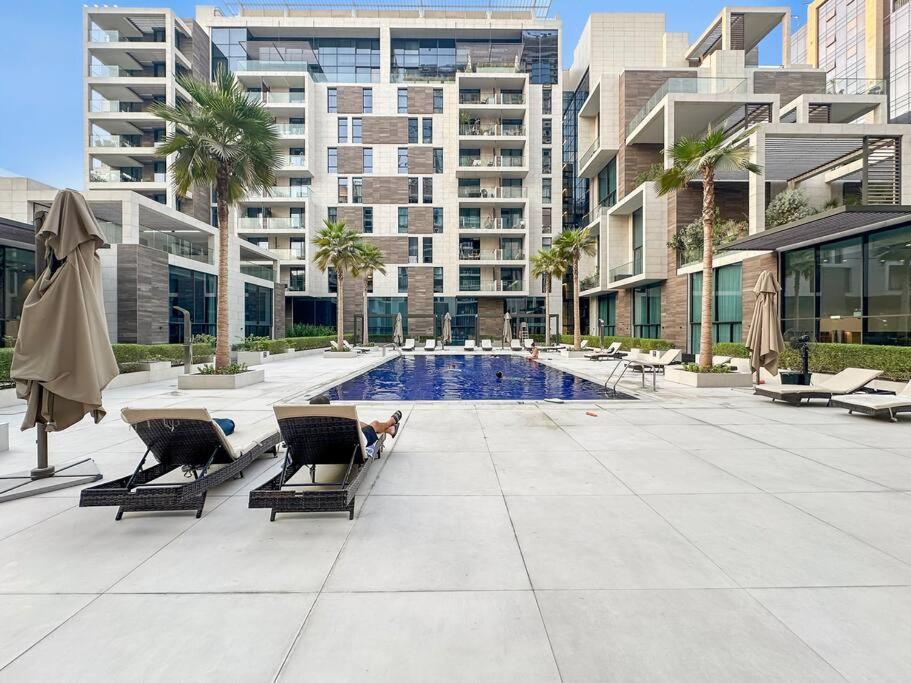 Apartment First Class 3br Lively Sanctuary Dubai