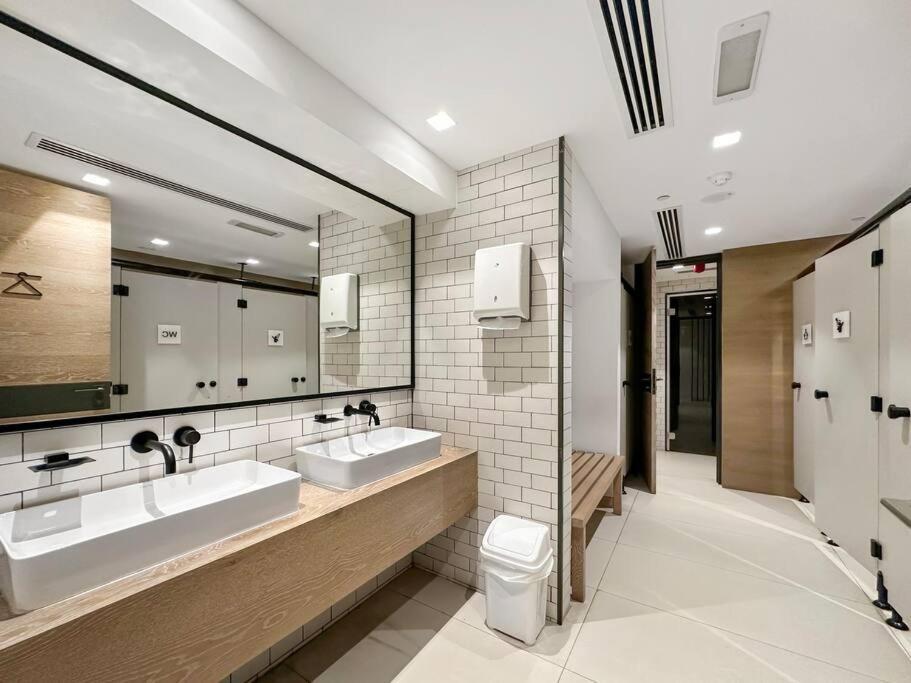 First Class 3br Lively Sanctuary * Dubai